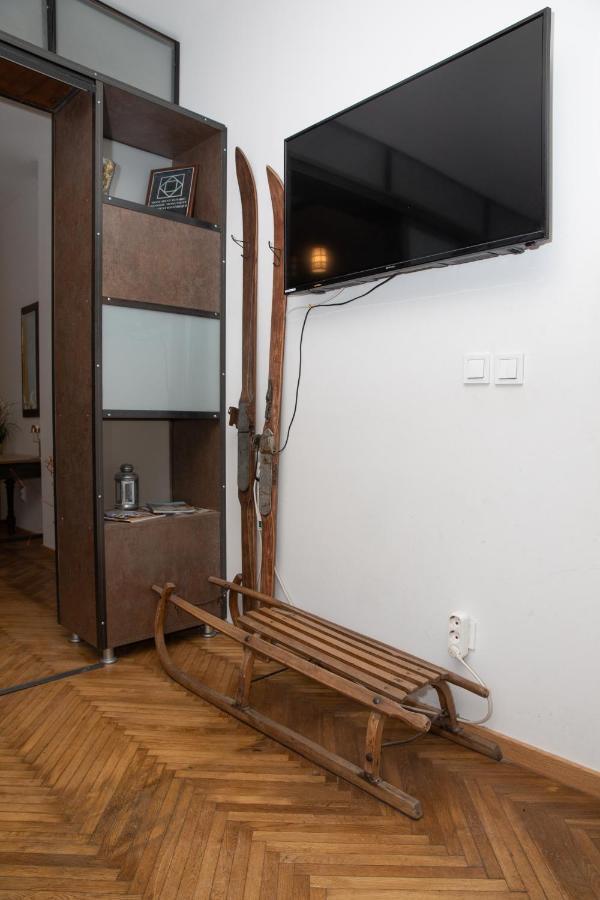 Poarta Schei Apartment Brasov Exterior photo